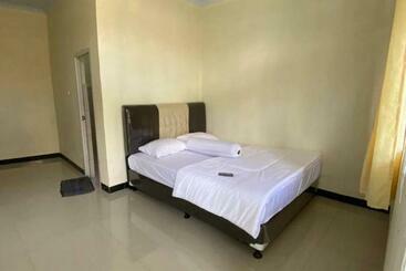 فندق Mitra Grand House Syariah Redpartner