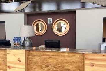 Отель Fatmols Lodge