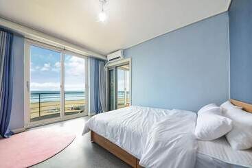 בית מלון כפרי Goseong Bokee House