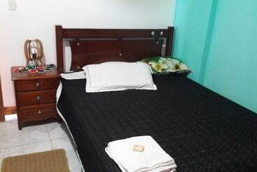 בית מלון כפרי Las Cabañas Mongui