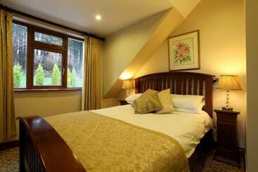 בית מלון כפרי Trooperstown Wood Lodge