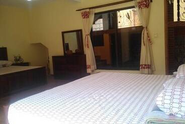 ペンション Casa Kantunil