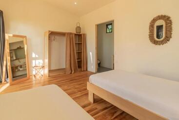 פנסיון La Sana Surf Hotel   New Management