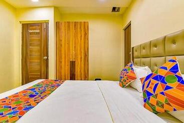 Fabhotel Raj Palace I