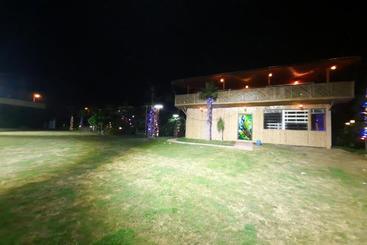 Hotel Pop 82355 Maya Mahal Resort Auchandi