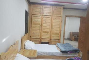 هتل Zujaja Guest House