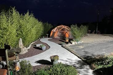 צימר Le Dôme Et Son Jacuzzi