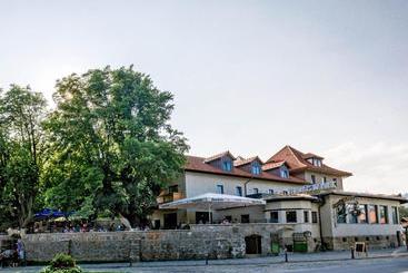 Bergwirt Hotel & Gasthof