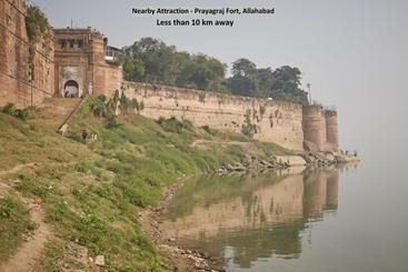 فندق Oyo Ald222 Rajaram Singh Blessing Garden And