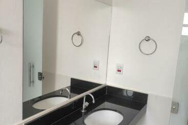 פנסיון Hospedagem Casa Branca Localizada Em Um Bairro Nobre De Capitólio, Escarpas Do Lago