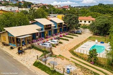 펜션 Pousada Vila Mandalah