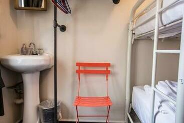 هاستل American Dream