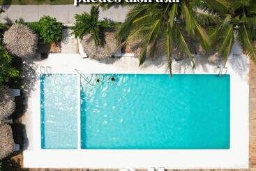 Отель Bungalows Marbella Costa Esmeralda