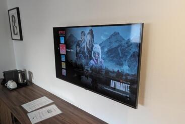 בית מלון כפרי Urban Habitat Executive Suites