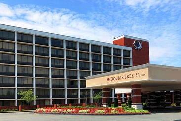 Doubletree By Hilton Hotel Charlottesville