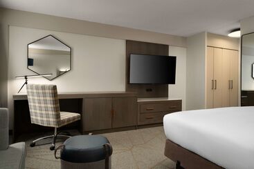 فندق Doubletree By Hilton Pittsburgh Airport