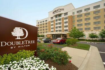호텔 Doubletree By Hilton  Sterling  Dulles Airport