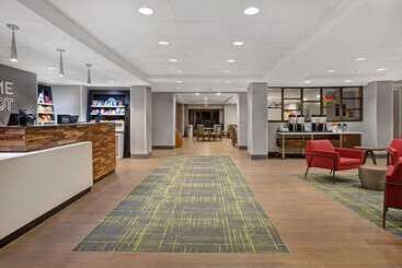 فندق Hampton Inn Westfield