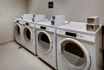 فندق Hilton Garden Inn Overland Park