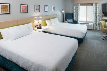 בית מלון כפרי Hilton Garden Inn Sioux City Riverfront