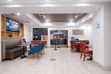 Holiday Inn Express Hotel & Suites Bedford, An Ihg