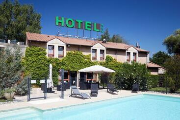 호텔 Logis Des Trois Massifs