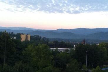هتل Pigeon Forge