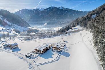 هتل Martinshof Berg Herz