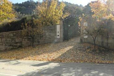 هتل Quinta Das Aveleiras