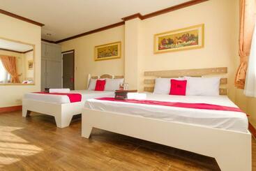Reddoorz Plus @ Seaborne Hotel Subic Zambales
