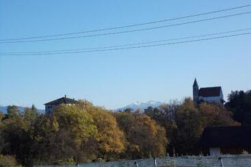 פנסיון Felsenegg