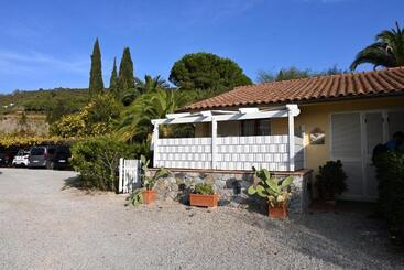 هتل آپارتمان Residence Il Mandorlo