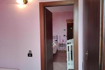 مبيت وإفطار A Casa Di Anna