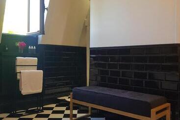 Пансион Chateau De Hiéville