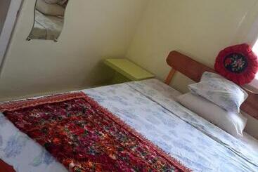 פנסיון Room In Guest Room   Healthy Retreat Holiday In Mountain