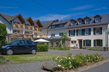 ホテル Landhaus Schend