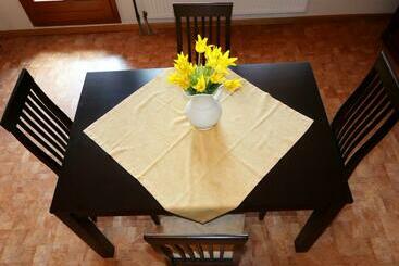 فندق Restaurant Werneths Landgasthof Hirschen