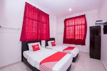 Oyo 89348 Rg Motel