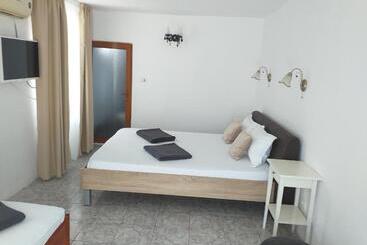 بنسيون Casa Edy