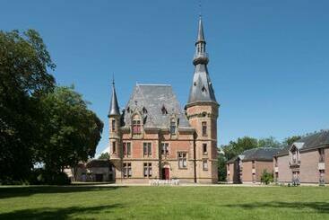 פנסיון Château De Petit Bois