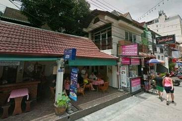 פנסיון Villa Swiss Garden