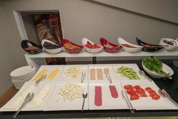 酒店 Istanbul Airport Express