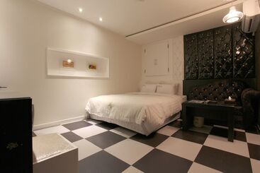 مُتل Bucheon Sheel