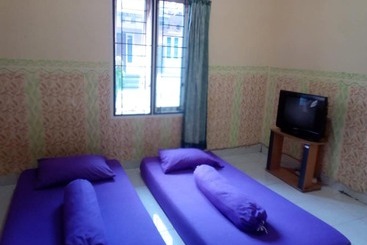 پانسیون Dedy Kost