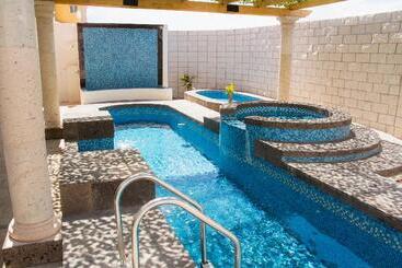 Copper Canyon Boutique Hotel