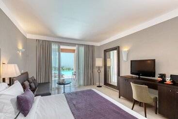 هتل Atlantica Belvedere Resort  Adults Only