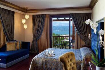 هتل Grand Serai Congress And Spa