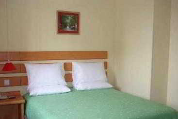 فندق Home Inn Bayi Crossroads