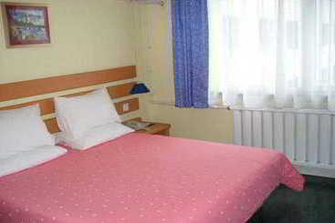 Отель Home Inn Shangqingshi