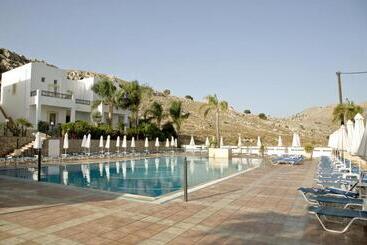 호텔 Lambis Studios & Apartments